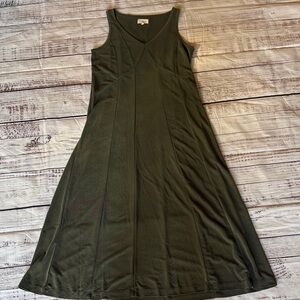Lou & Grey Forest Green Maxi Dress